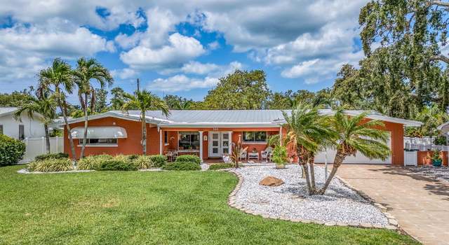 Photo of 308 Cedar Ln, Largo, FL 33770