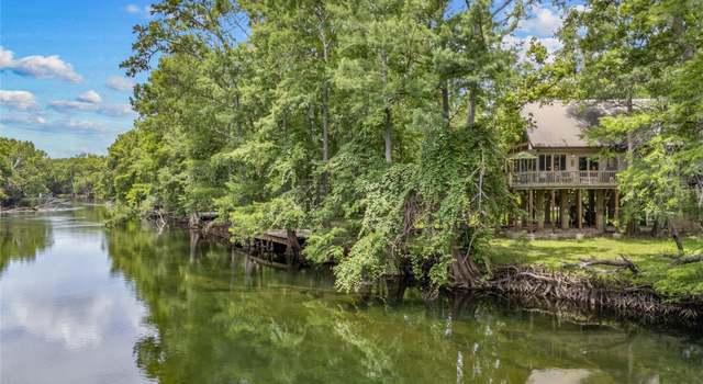 Photo of 174 SW Meridian Ct, Fort White, FL 32038