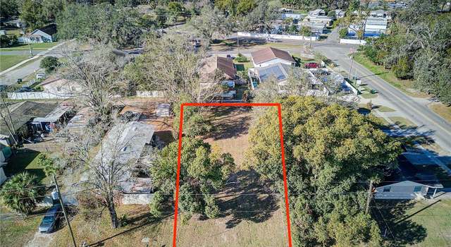 Photo of 5549 5th St, Zephyrhills, FL 33542