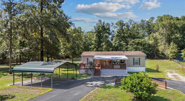 Photo of 590 SW Utah St, Fort White, FL 32038