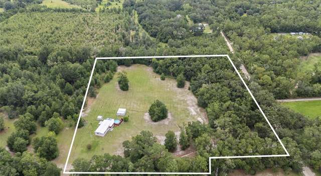 Photo of 670 SW Bethlehem Ave, Fort White, FL 32038