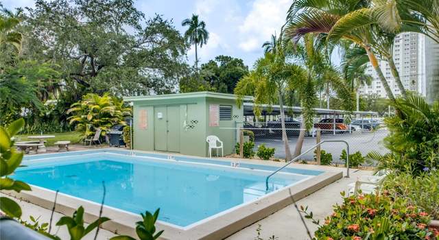 Photo of 2544 1st St #107, Fort Myers, FL 33901