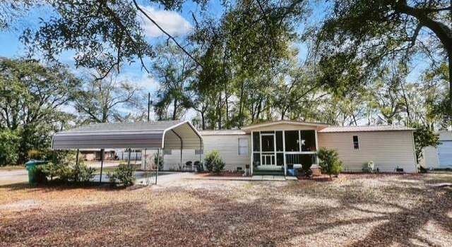 Photo of 204 Carter Ave NE, Branford, FL 32008