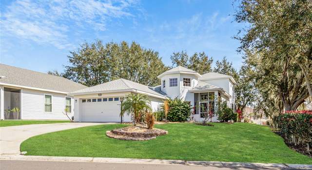 Photo of 6250 Sailboat Ave, Tavares, FL 32778