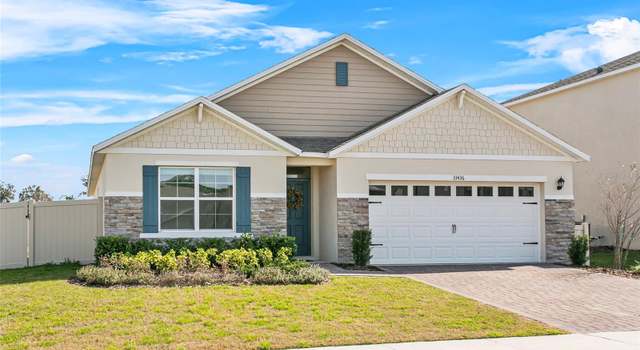 Photo of 33436 Country House Dr, Sorrento, FL 32776