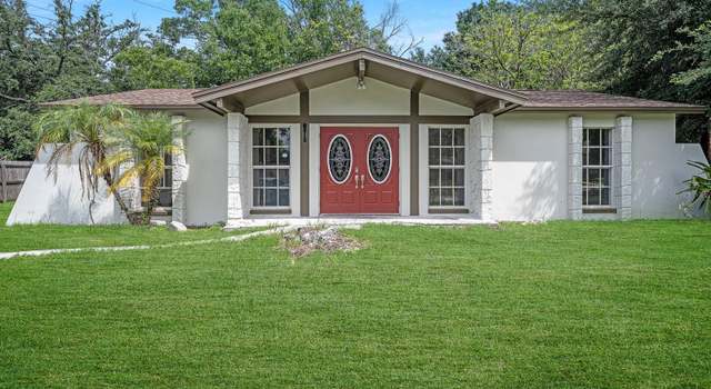 Photo of 8610 Fish Lake Rd, Tampa, FL 33619