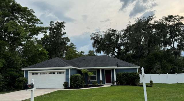 Photo of 358 2nd St, Geneva, FL 32732
