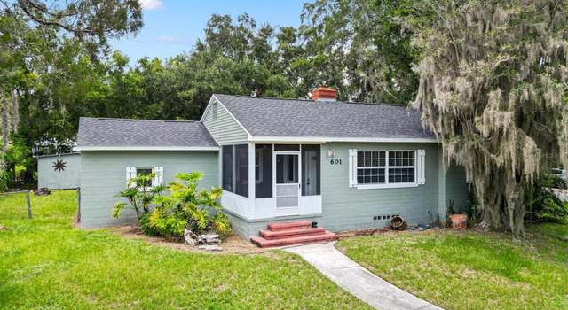 Photo of 601 S 12th St, Leesburg, FL 34748