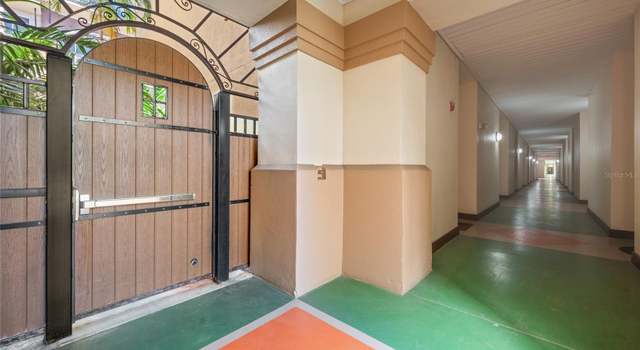 Photo of 2410 W Azeele St #212, Tampa, FL 33609
