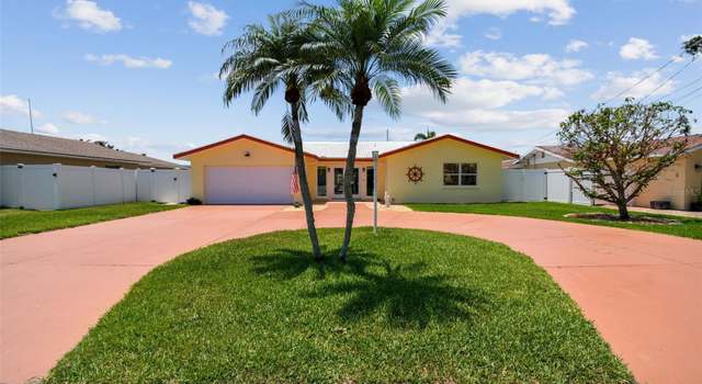 Photo of 4829 Commonwealth Rd, Palmetto, FL 34221
