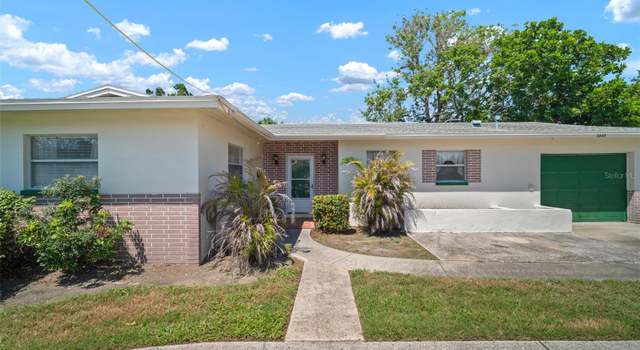 Photo of 2502 Tropical Shores Dr SE, St Petersburg, FL 33705