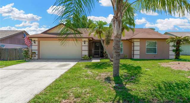 Photo of 1604 Dusty Rose Ln, Brandon, FL 33510