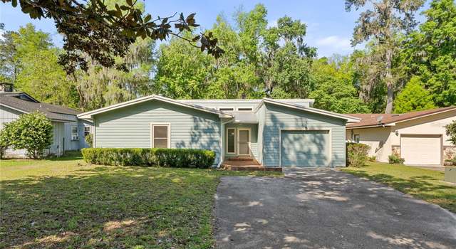 Photo of 10626 Creek Dr, Alachua, FL 32615