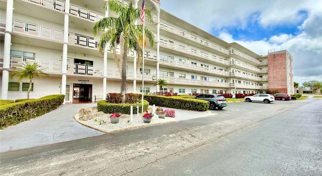 Photo of 5501 80th St N #501, St Petersburg, FL 33709
