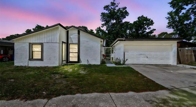 Photo of 1927 Gregory Dr, Tampa, FL 33613