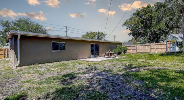 Photo of 8497 137th St, Seminole, FL 33776