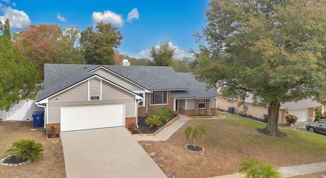 Photo of 1108 Climbing Rose Dr, Orlando, FL 32818