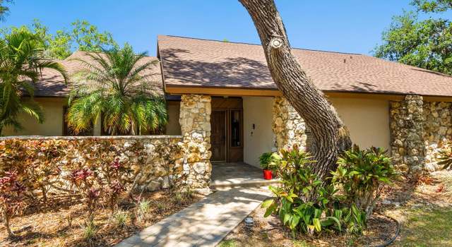 Photo of 4917 Hidden Oaks Trl, Sarasota, FL 34232