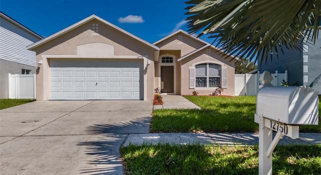 Photo of 12750 Lake Vista Dr, Gibsonton, FL 33534