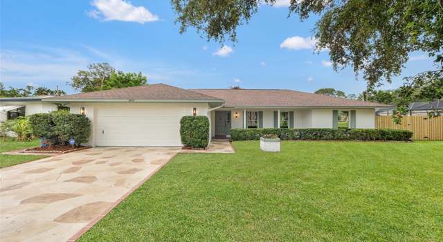 Photo of 2430 Catalonia Way S, St Petersburg, FL 33712