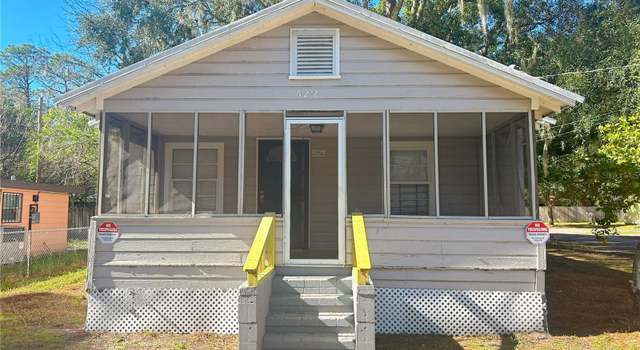 Photo of 622 NE 15th St, Gainesville, FL 32641