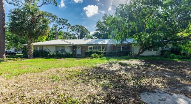 Photo of 5820 20th St, Zephyrhills, FL 33542