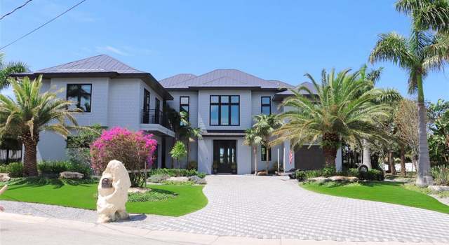 Photo of 603 Crestwood Ln, Holmes Beach, FL 34217