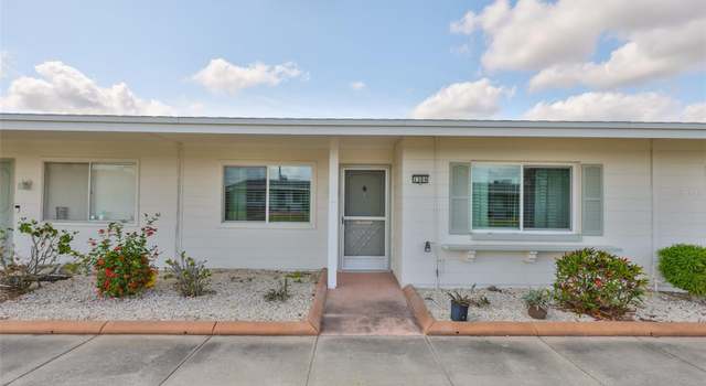 Photo of 1304 Burbank Ct, Sun City Center, FL 33573