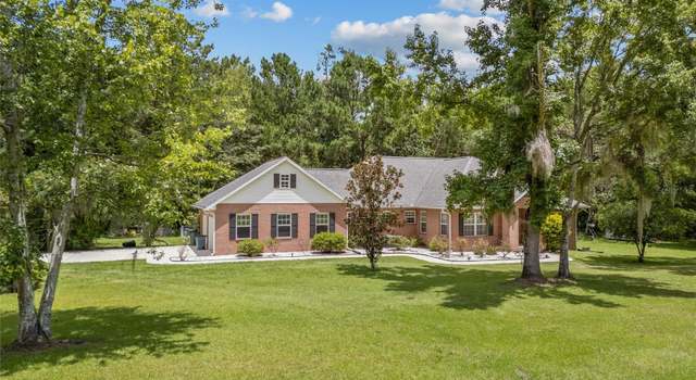 Photo of 403 SW Cherrywood Way, Lake City, FL 32025