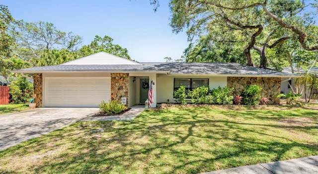 Photo of 34 Hickory Ln, Safety Harbor, FL 34695