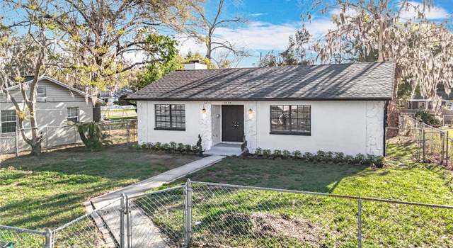 Photo of 5434 16th St, Zephyrhills, FL 33542