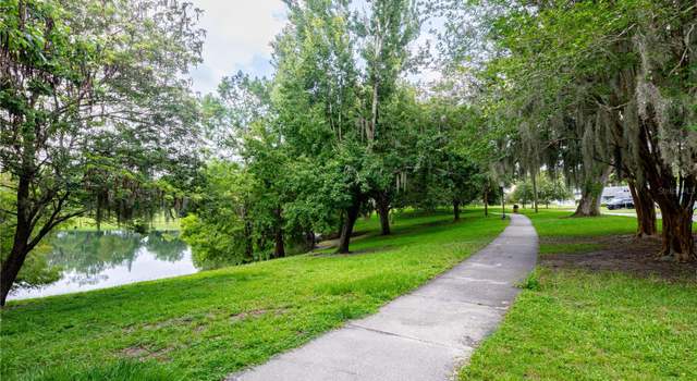Photo of 546 Lake Como Cir, Orlando, FL 32803