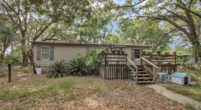 Photo of 16900 SE 134th Avenue Rd, Weirsdale, FL 32195