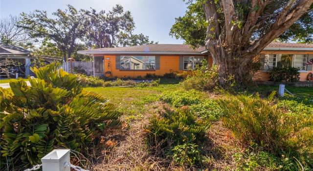 Photo of 210 N 18th St W, Bradenton, FL 34205