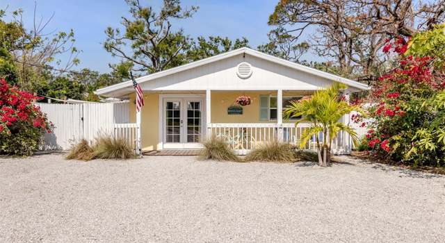 Photo of 514 Pameto Rd, Nokomis, FL 34275