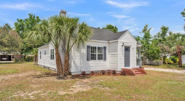 Photo of 725 Avenue B SW, Winter Haven, FL 33880