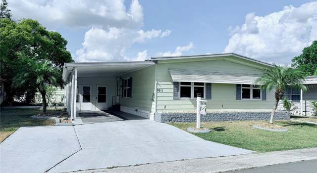 Photo of 1011 Pine Ridge Dr, Lakeland, FL 33809