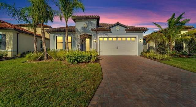 Photo of 2318 5th St E, Palmetto, FL 34221