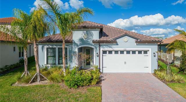 Photo of 2318 5th St E, Palmetto, FL 34221