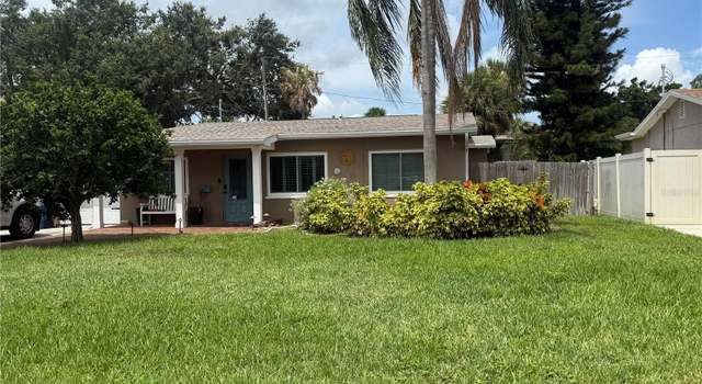 Photo of 8420 7th St N, St Petersburg, FL 33702