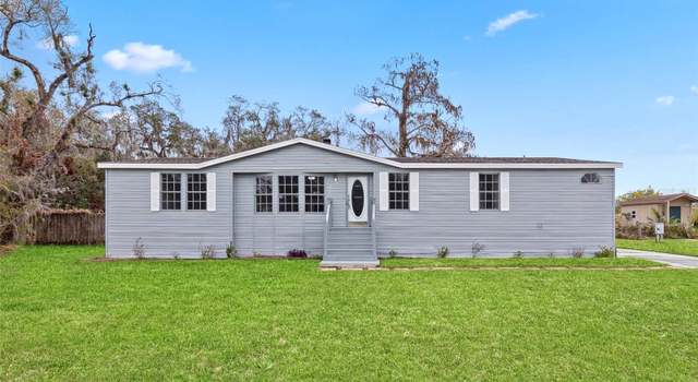 Photo of 9155 Wood Terrace Dr, Tampa, FL 33637