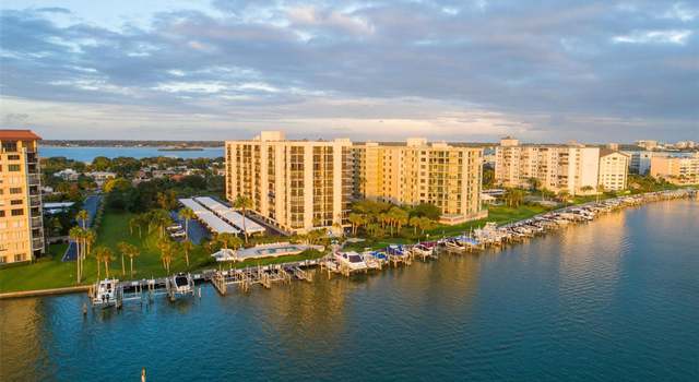 Photo of 690 Island Way #702, Clearwater, FL 33767