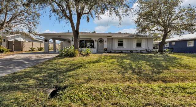 Photo of 931 Linnaen Ter NW, Port Charlotte, FL 33948