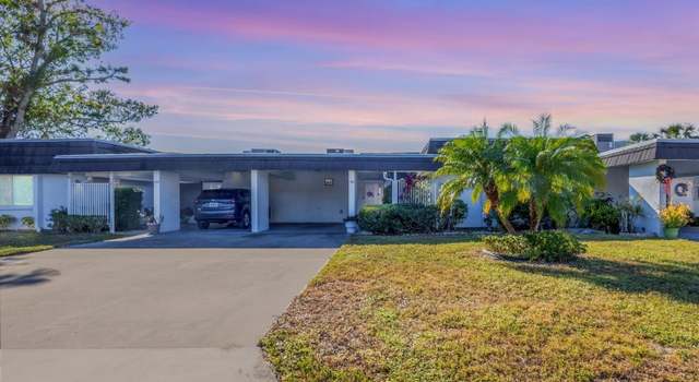 Photo of 1305 Glen Oaks Dr E #130, Sarasota, FL 34232