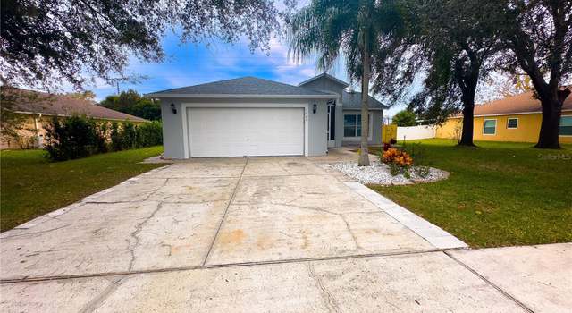 Photo of 1409 Whooping Dr, Groveland, FL 34736