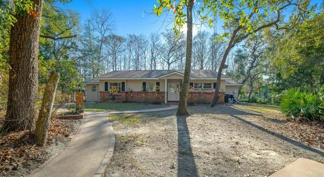 Photo of 4275 E Riverside Dr, Dunnellon, FL 34434