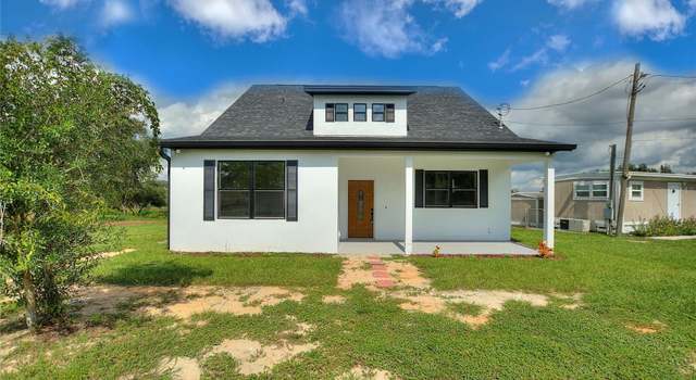 Photo of 1042 Golden Bough Rd, Lake Wales, FL 33898