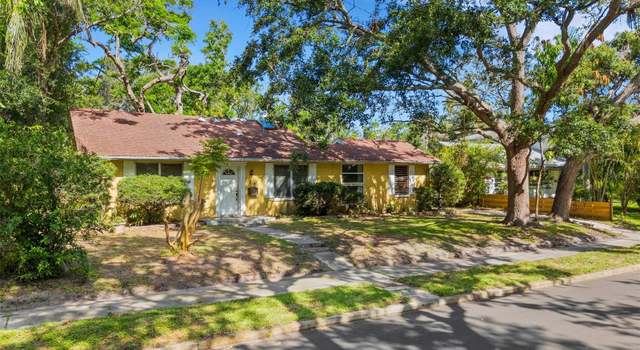 Photo of 218 32nd St W, Bradenton, FL 34205