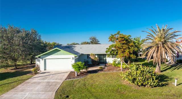 Photo of 40 Mark Twain Ln, Rotonda West, FL 33947