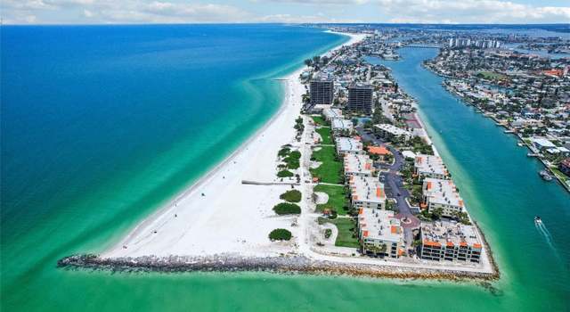 Photo of 7564 Bayshore Dr #302, Treasure Island, FL 33706